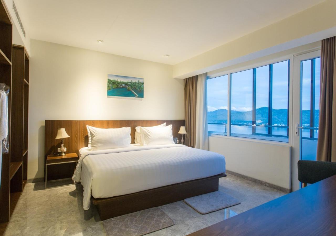 Hotel Santika Premiere Ambon Dış mekan fotoğraf