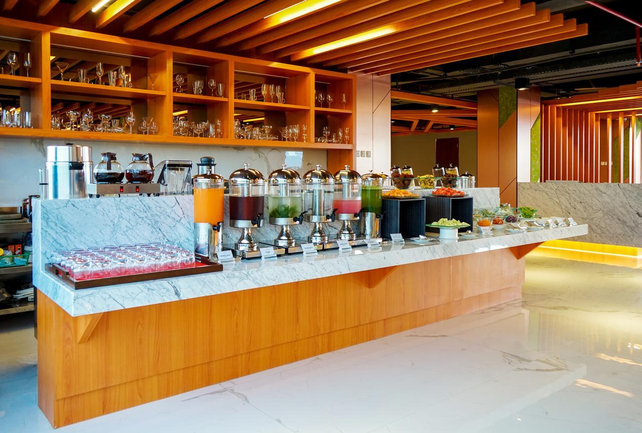 Hotel Santika Premiere Ambon Dış mekan fotoğraf